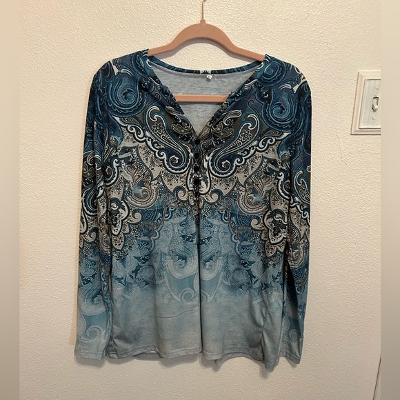 Blue and White Blouse - Picture 1 of 3